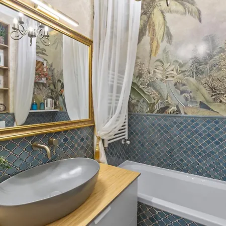 Deluxe Kronhouse Old Town *