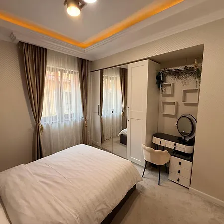 Deluxe Kronhouse Old Town Apartment *