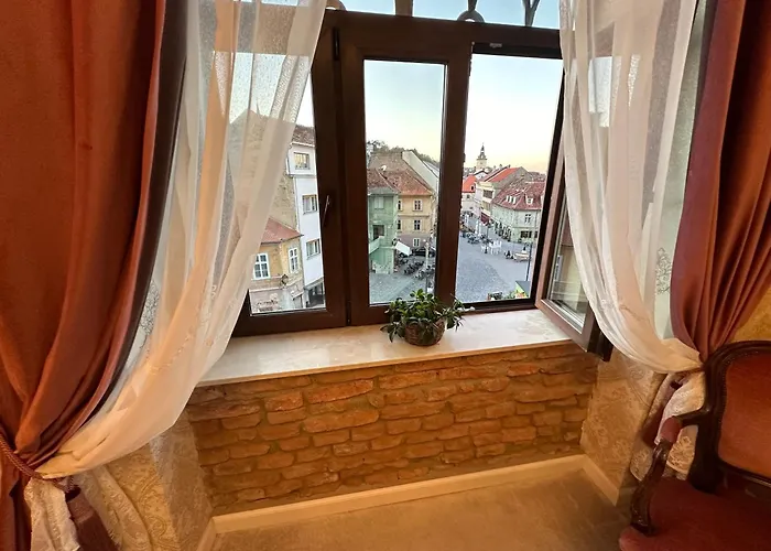 Apartment Deluxe Kronhouse Brasov